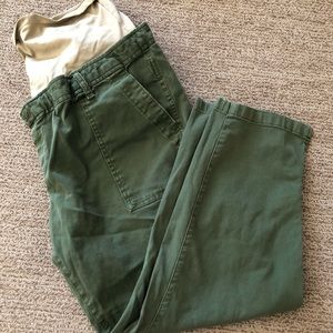 Gap cropped maternity pants